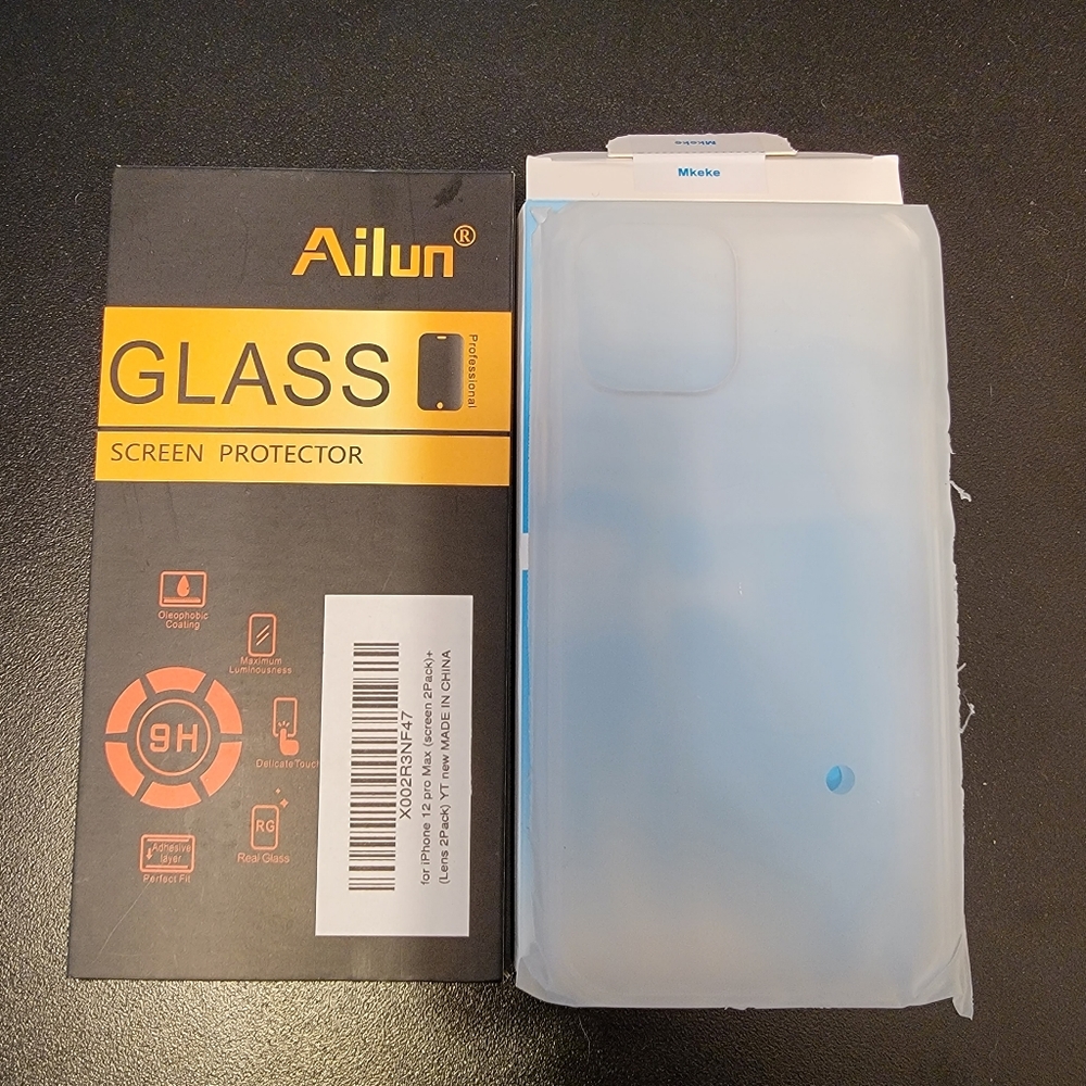 Iphone 12 pro case and protector